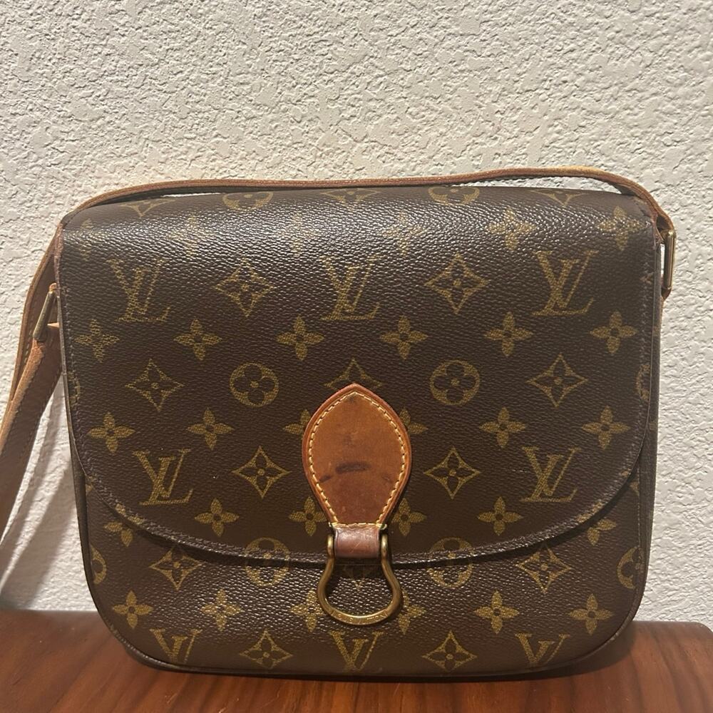 Louis Vuitton Vintage Saint Cloud GM Monogram Crossbody Bag with COA